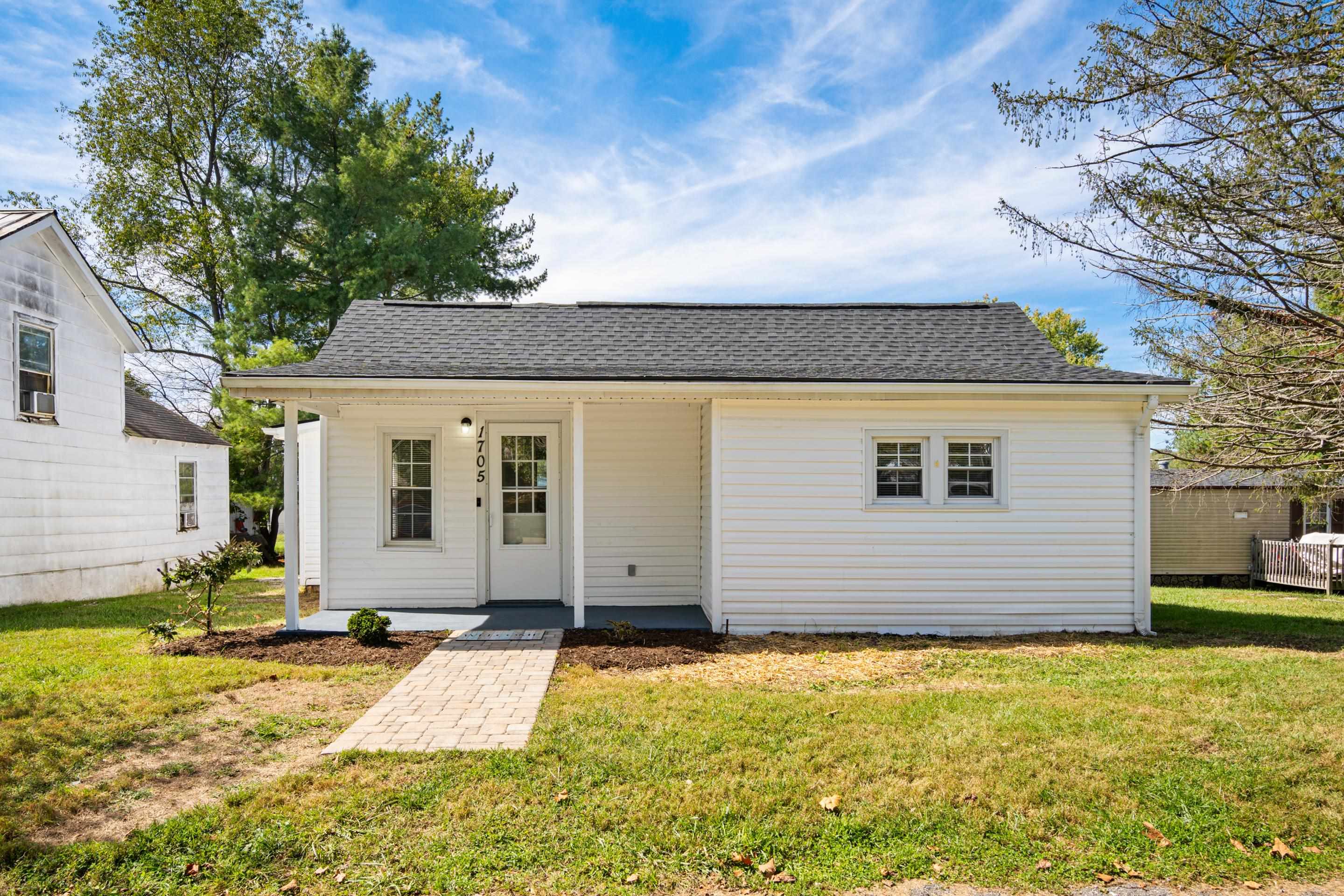 1705 3rd Street Radford VA 24141