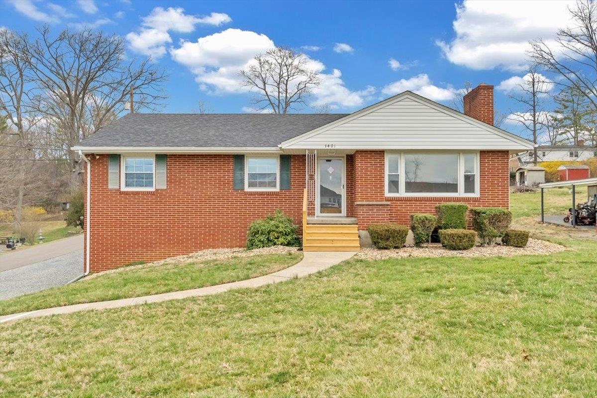 1401 Grove Drive Pulaski VA 24301