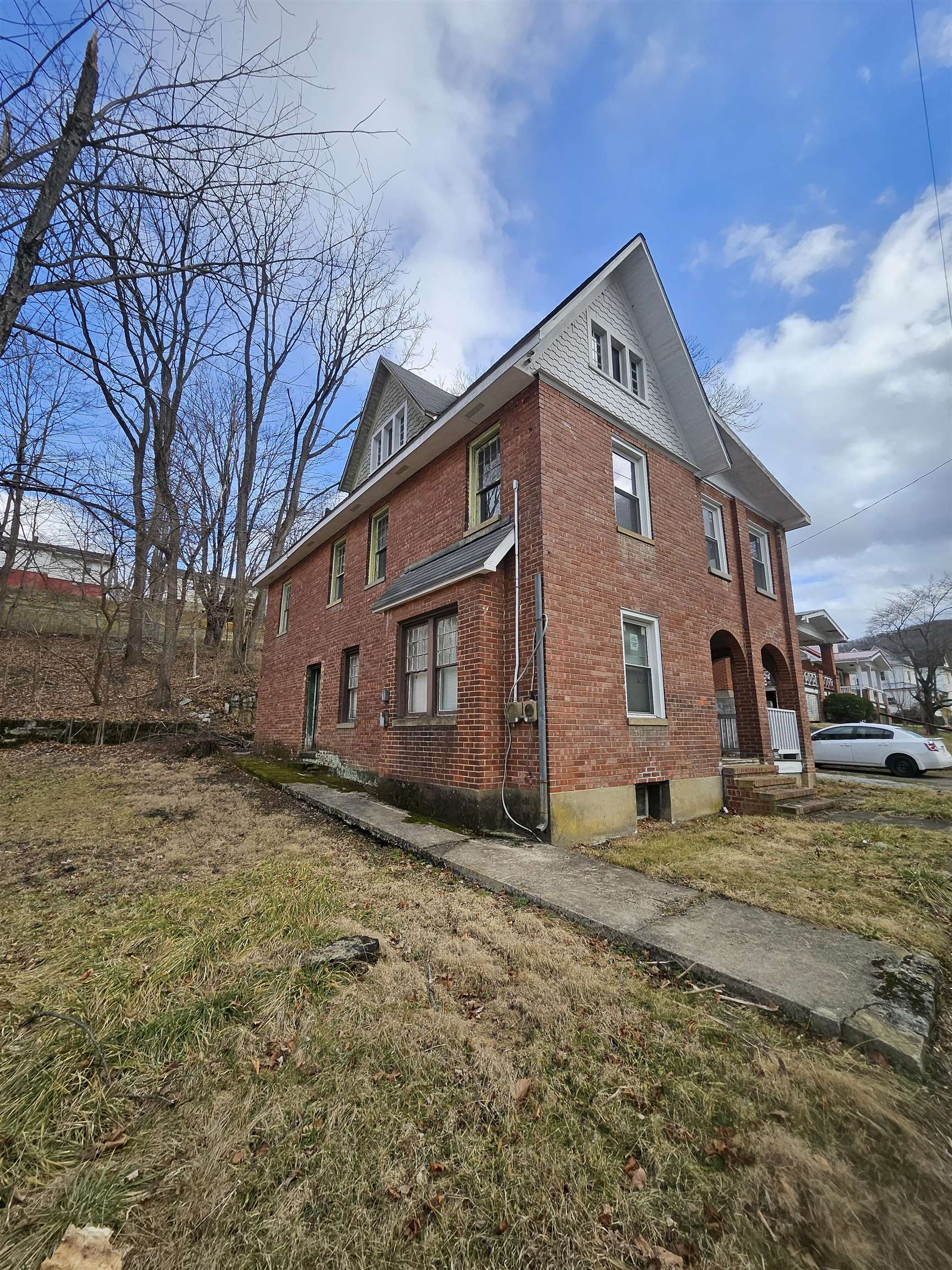 215 S Washington Avenue Pulaski VA 24301