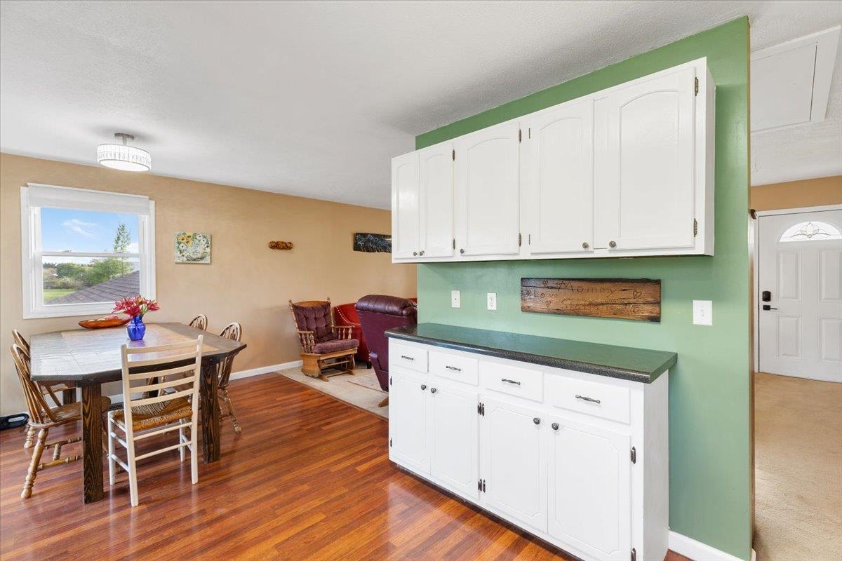 5900 Chicwood Drive Pulaski VA 24301