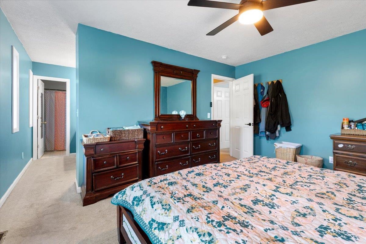 5900 Chicwood Drive Pulaski VA 24301
