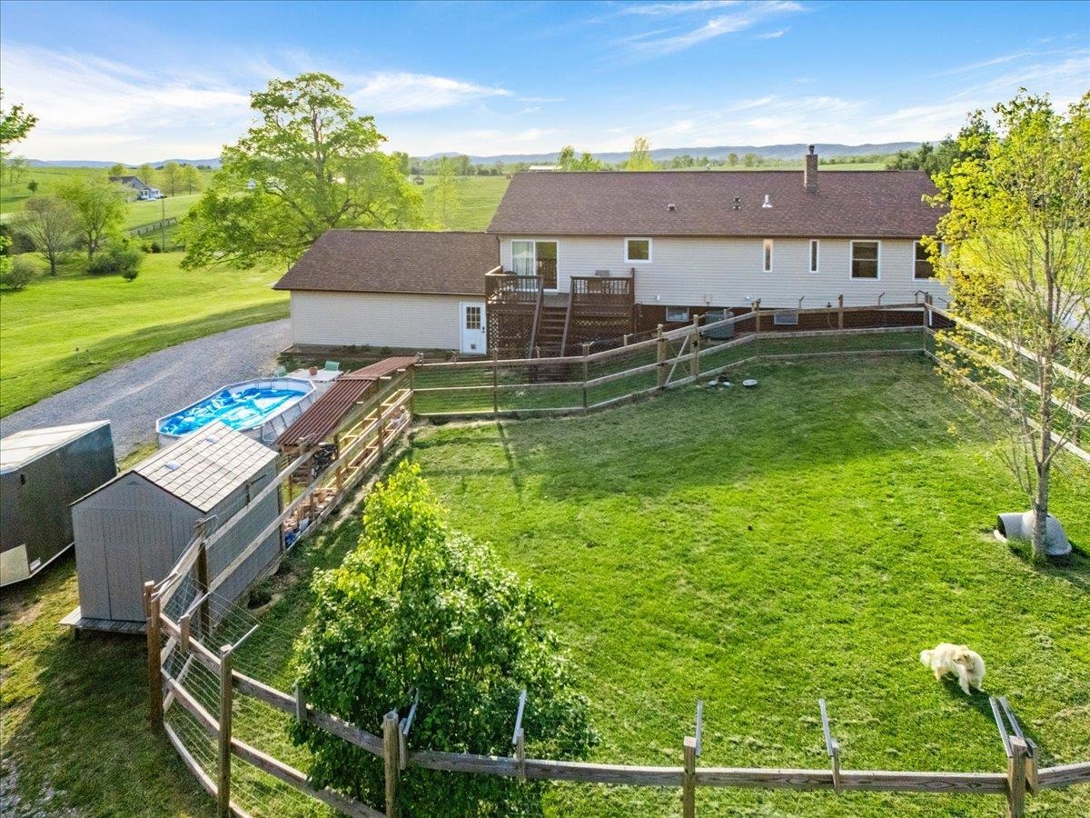5900 Chicwood Drive Pulaski VA 24301