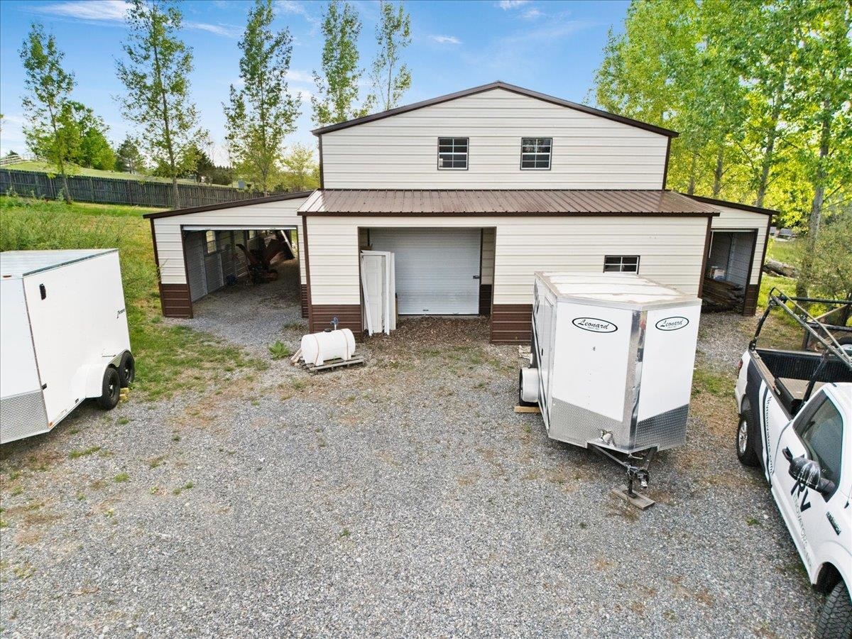 5900 Chicwood Drive Pulaski VA 24301