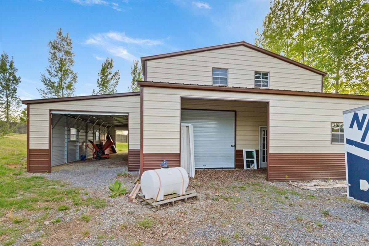 5900 Chicwood Drive Pulaski VA 24301