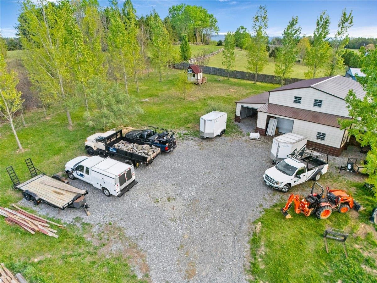 5900 Chicwood Drive Pulaski VA 24301