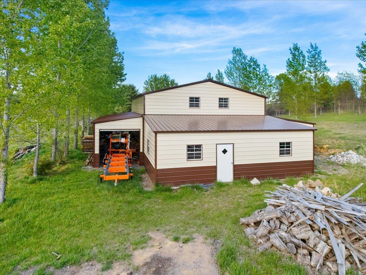 5900 Chicwood Drive Pulaski VA 24301