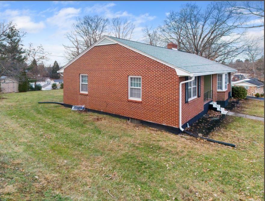 215 Overhill Road Christiansburg VA 24073