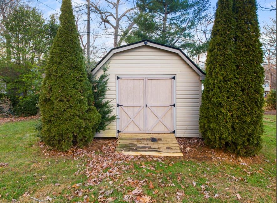 215 Overhill Road Christiansburg VA 24073