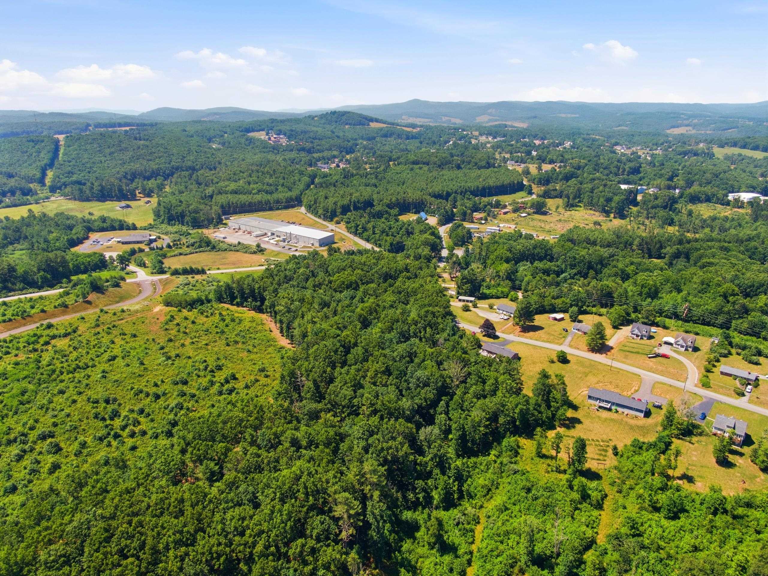 523 Christiansburg Pike NE Floyd VA 24091