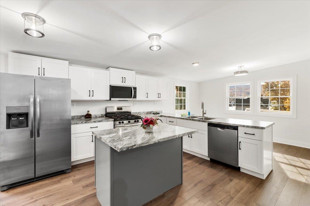 118 6th Street NE Pulaski VA 24301