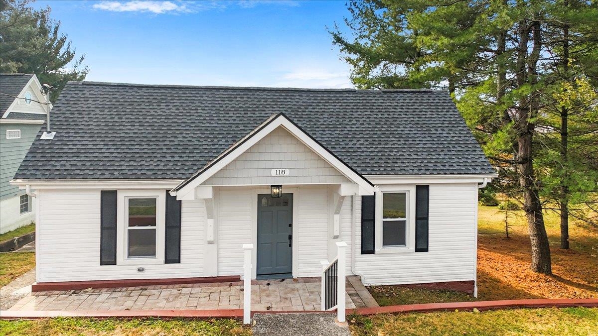 118 6th Street NE Pulaski VA 24301