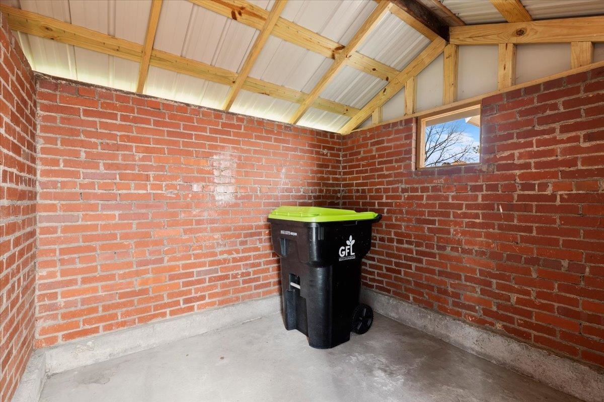 118 6th Street NE Pulaski VA 24301