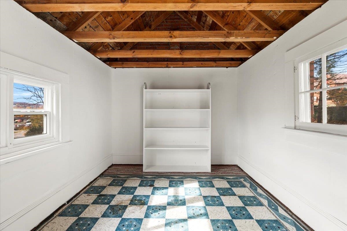 118 6th Street NE Pulaski VA 24301