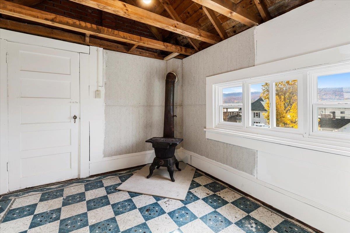 118 6th Street NE Pulaski VA 24301