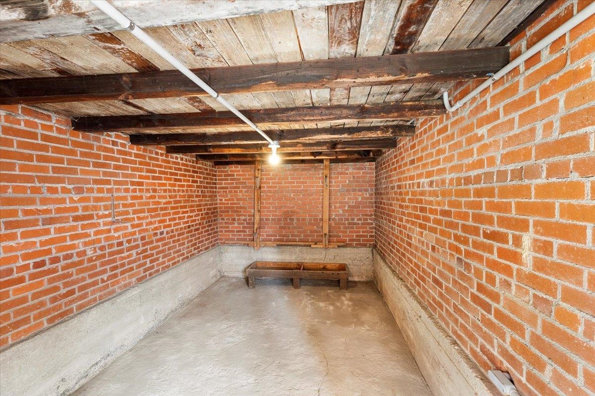 118 6th Street NE Pulaski VA 24301