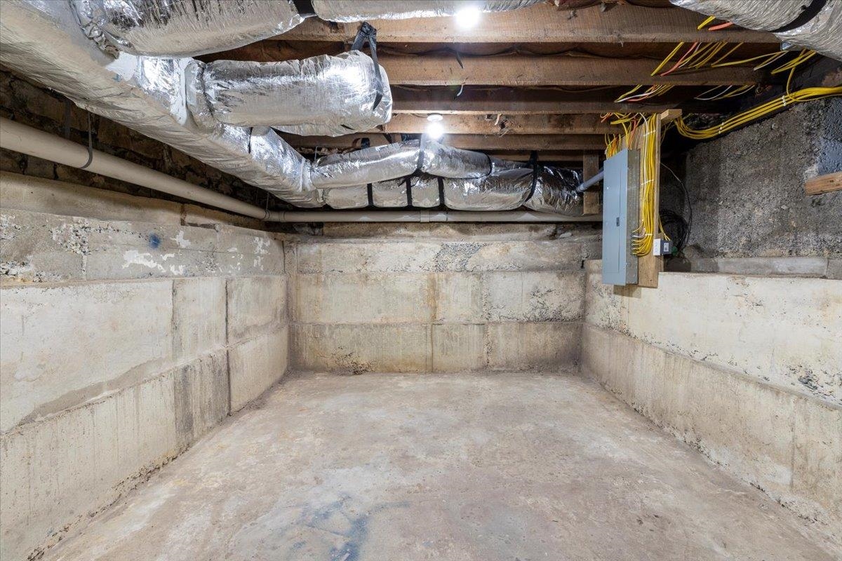 118 6th Street NE Pulaski VA 24301