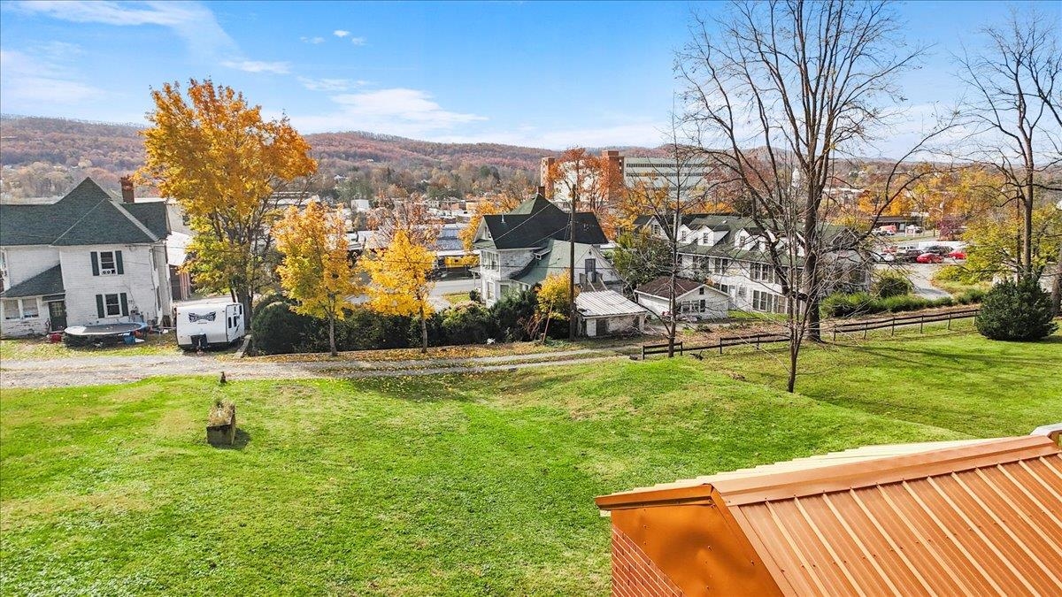 118 6th Street NE Pulaski VA 24301