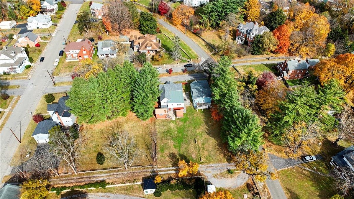 118 6th Street NE Pulaski VA 24301