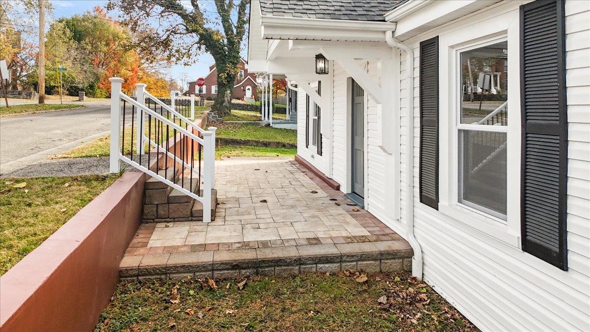 118 6th Street NE Pulaski VA 24301