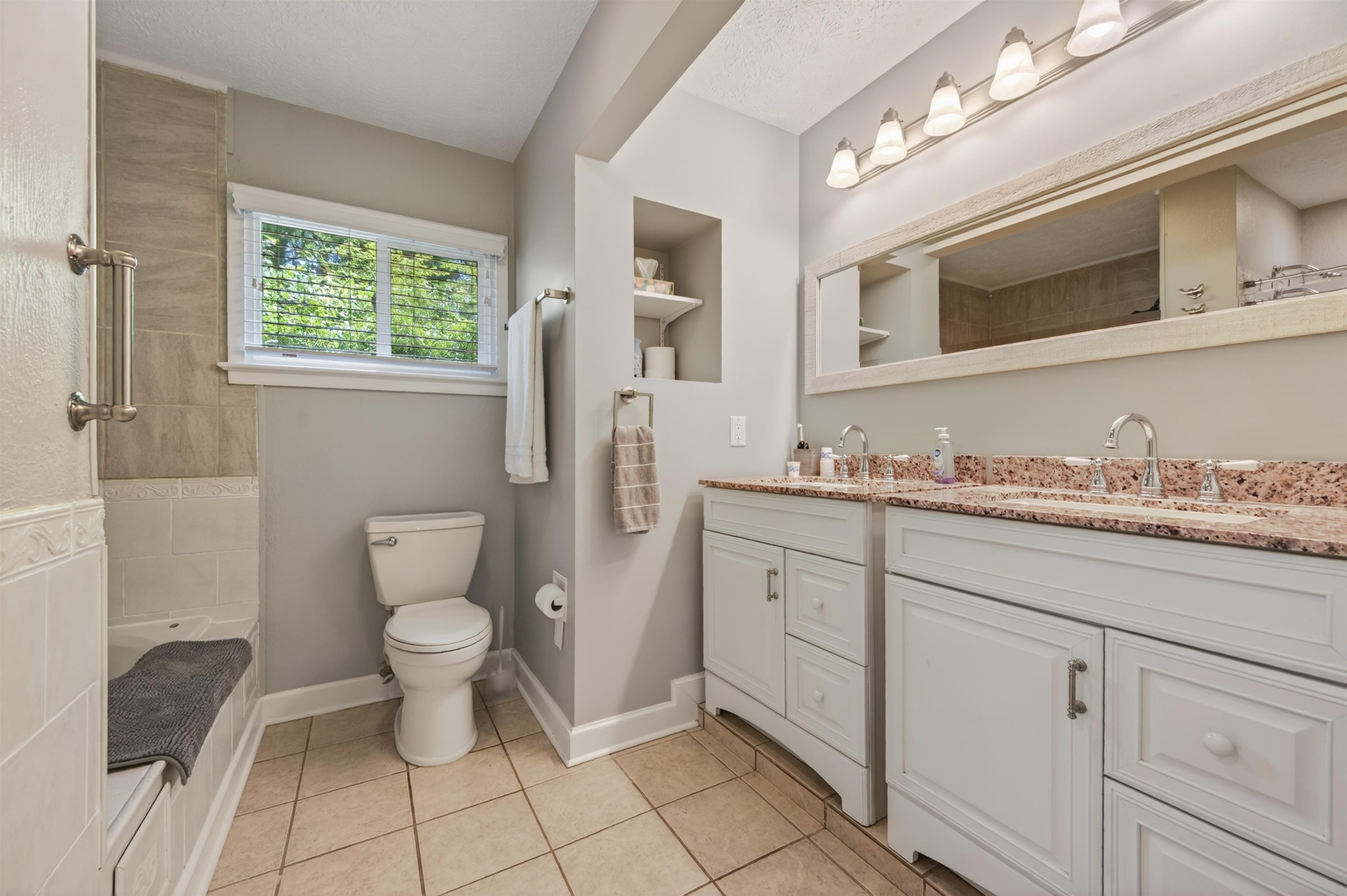 1509 Lark Lane Blacksburg VA 24060