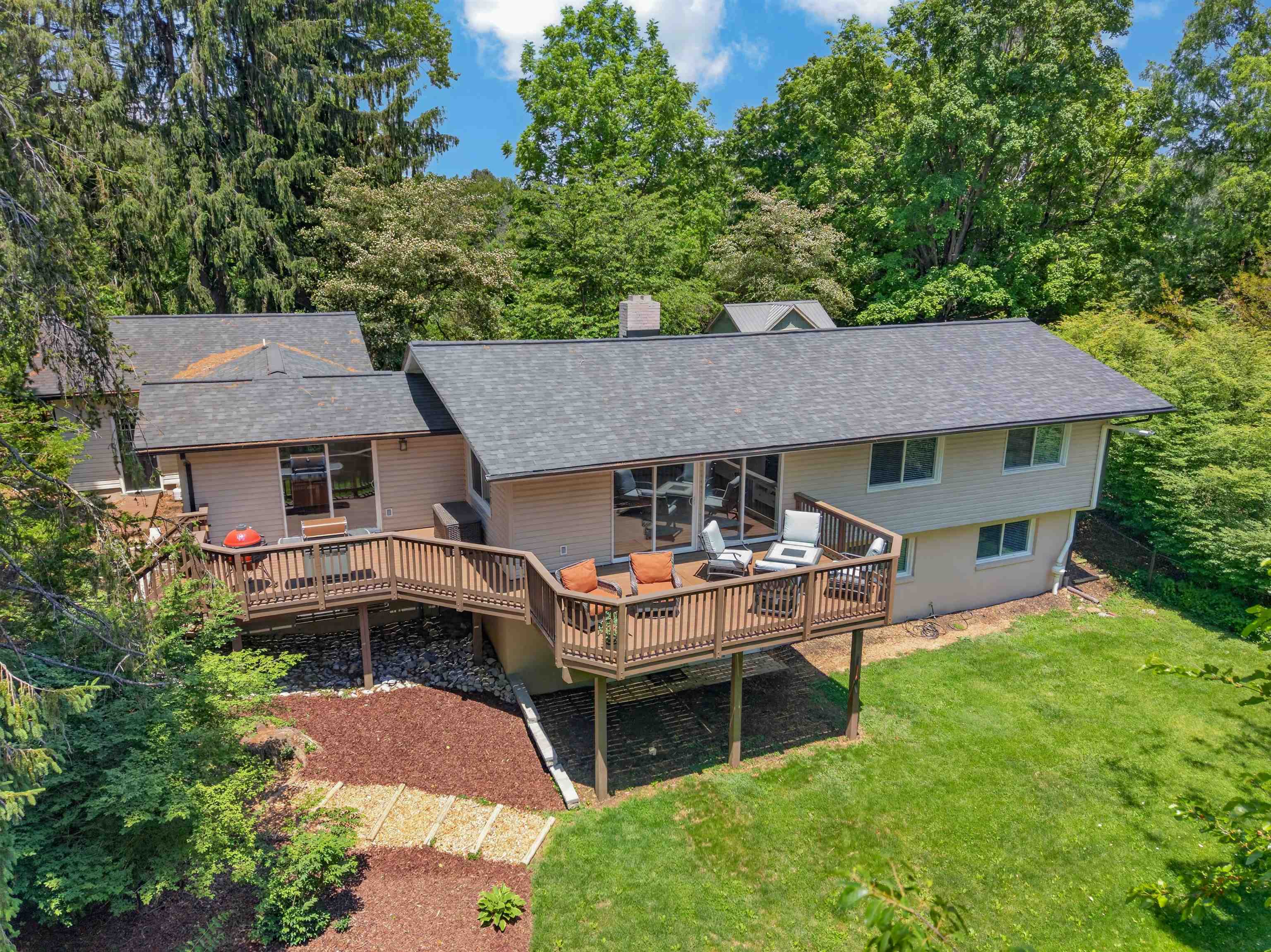 1509 Lark Lane Blacksburg VA 24060