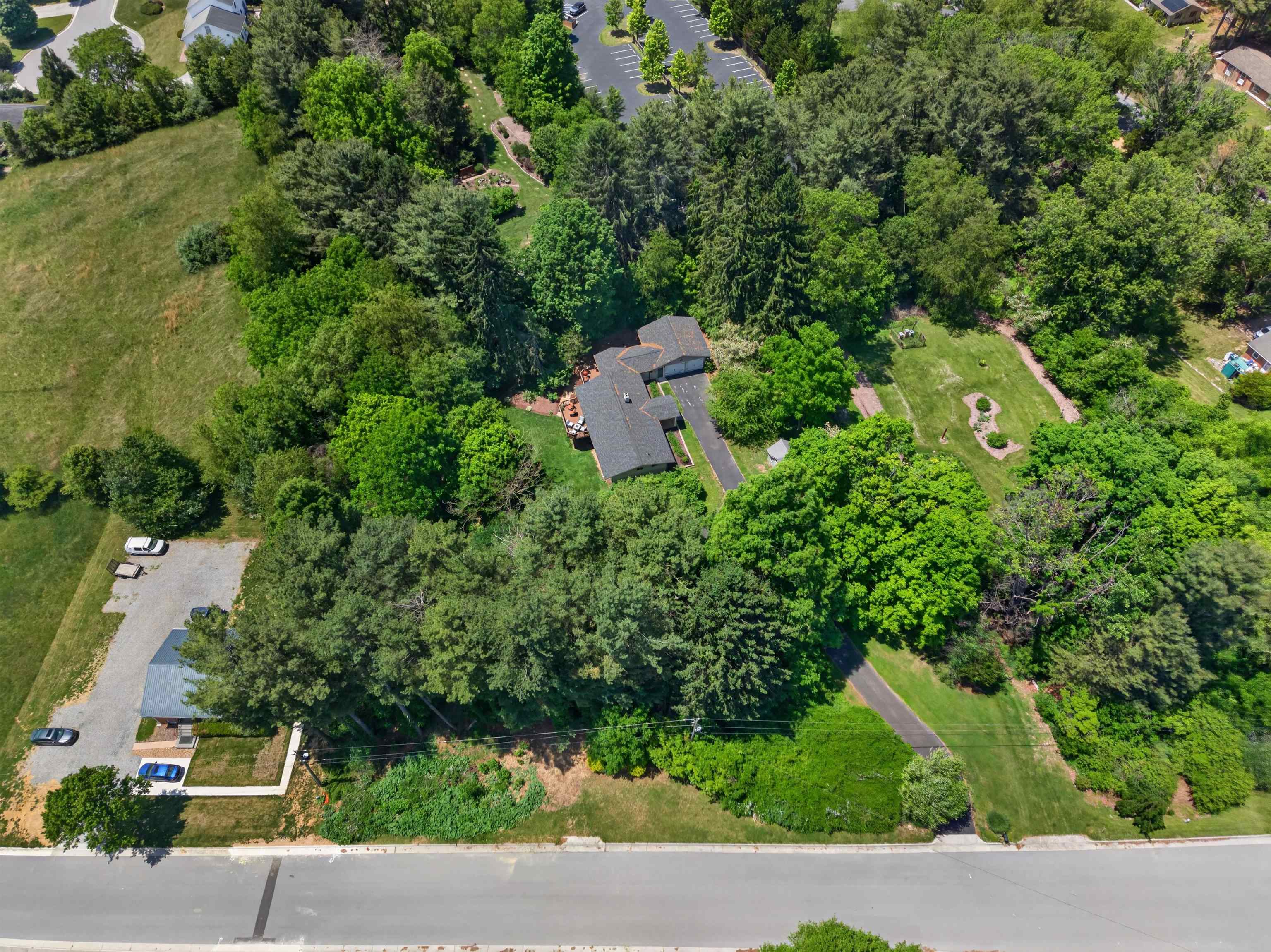 1509 Lark Lane Blacksburg VA 24060