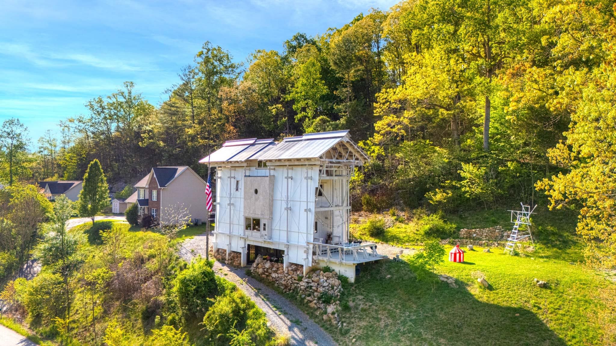 300 John Lemley Lane SE Christiansburg VA 24073