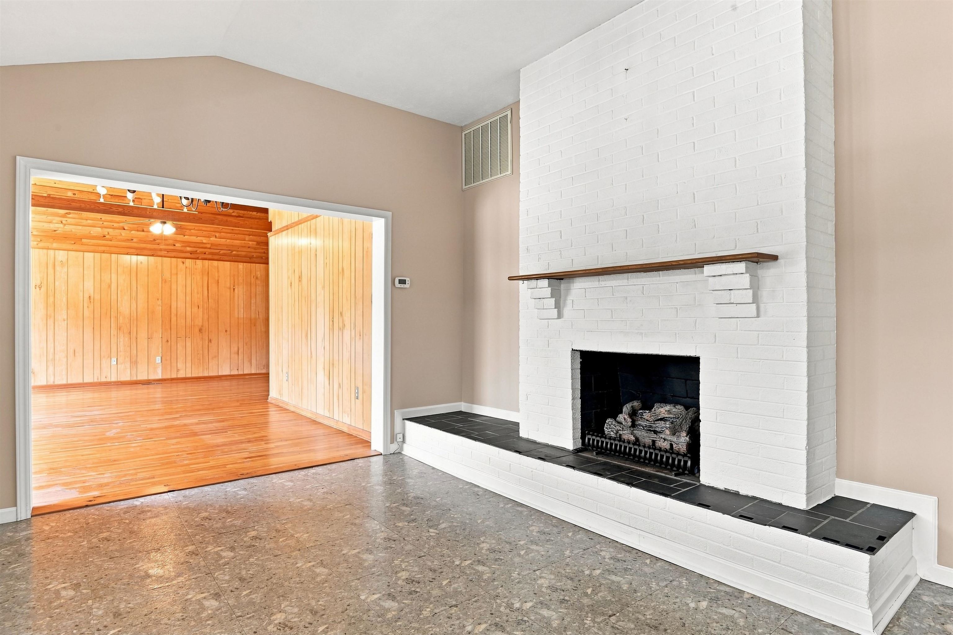 2967 Blackberry Lane Hiwassee VA 24347