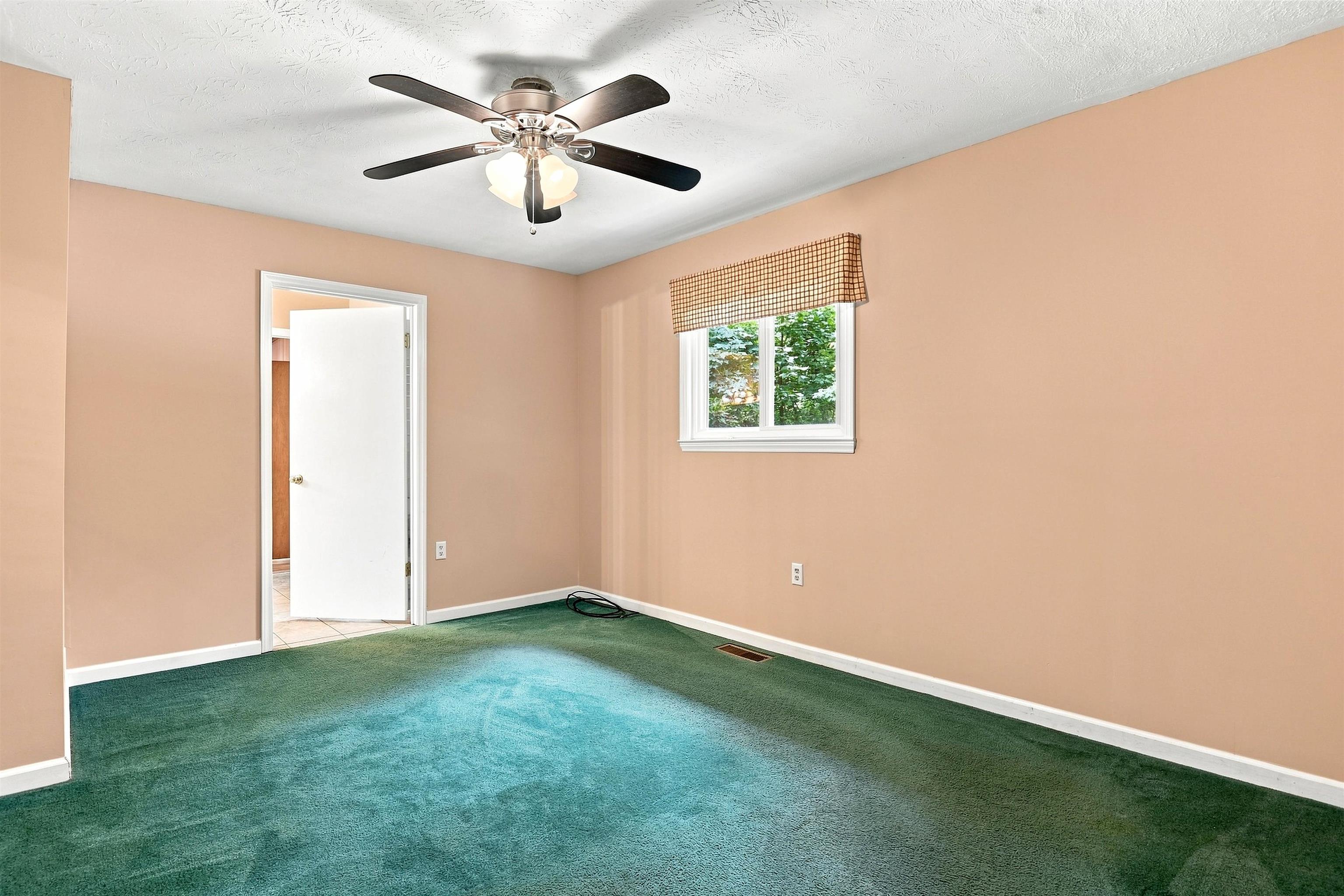 2967 Blackberry Lane Hiwassee VA 24347