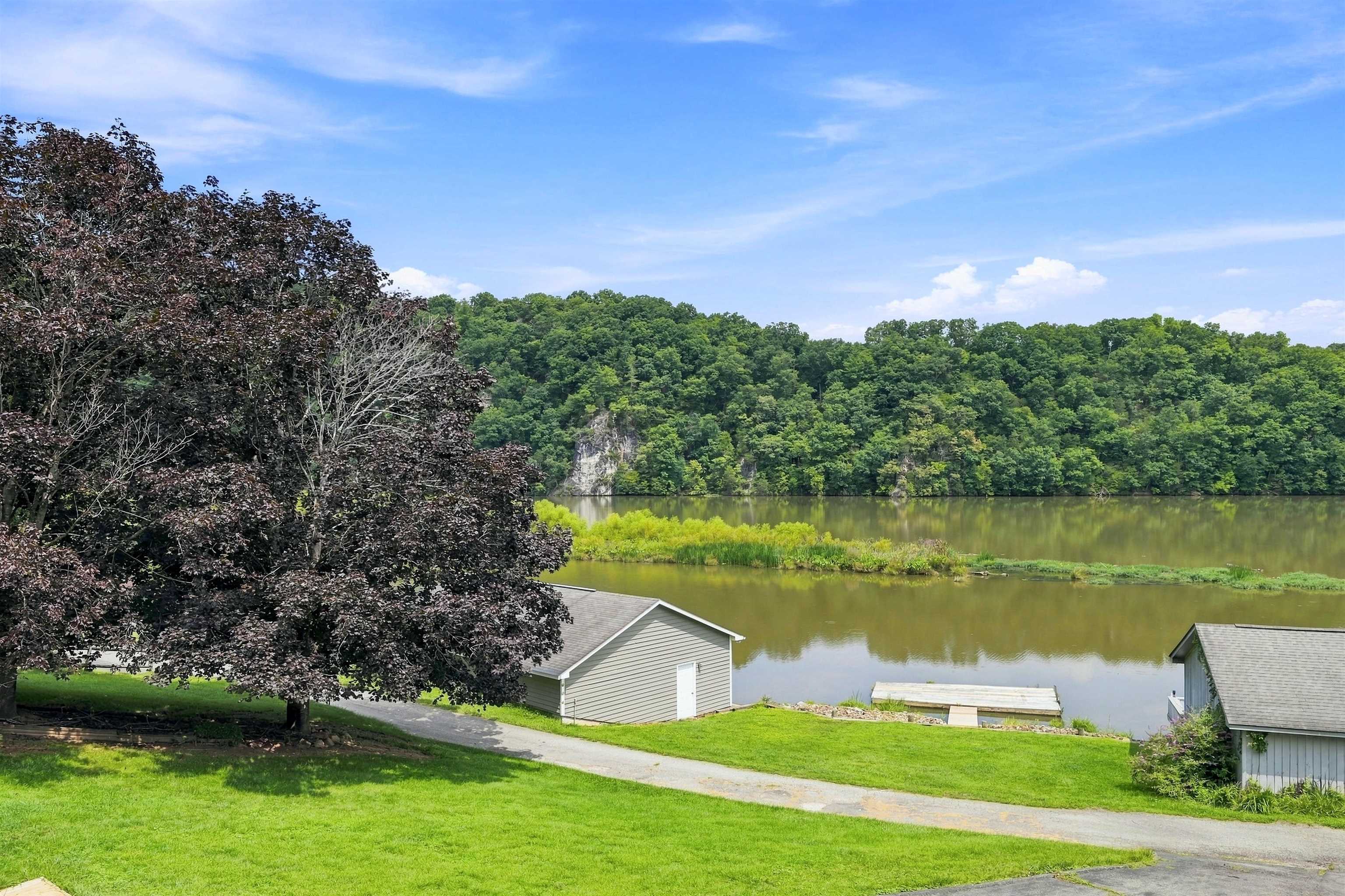 2967 Blackberry Lane Hiwassee VA 24347