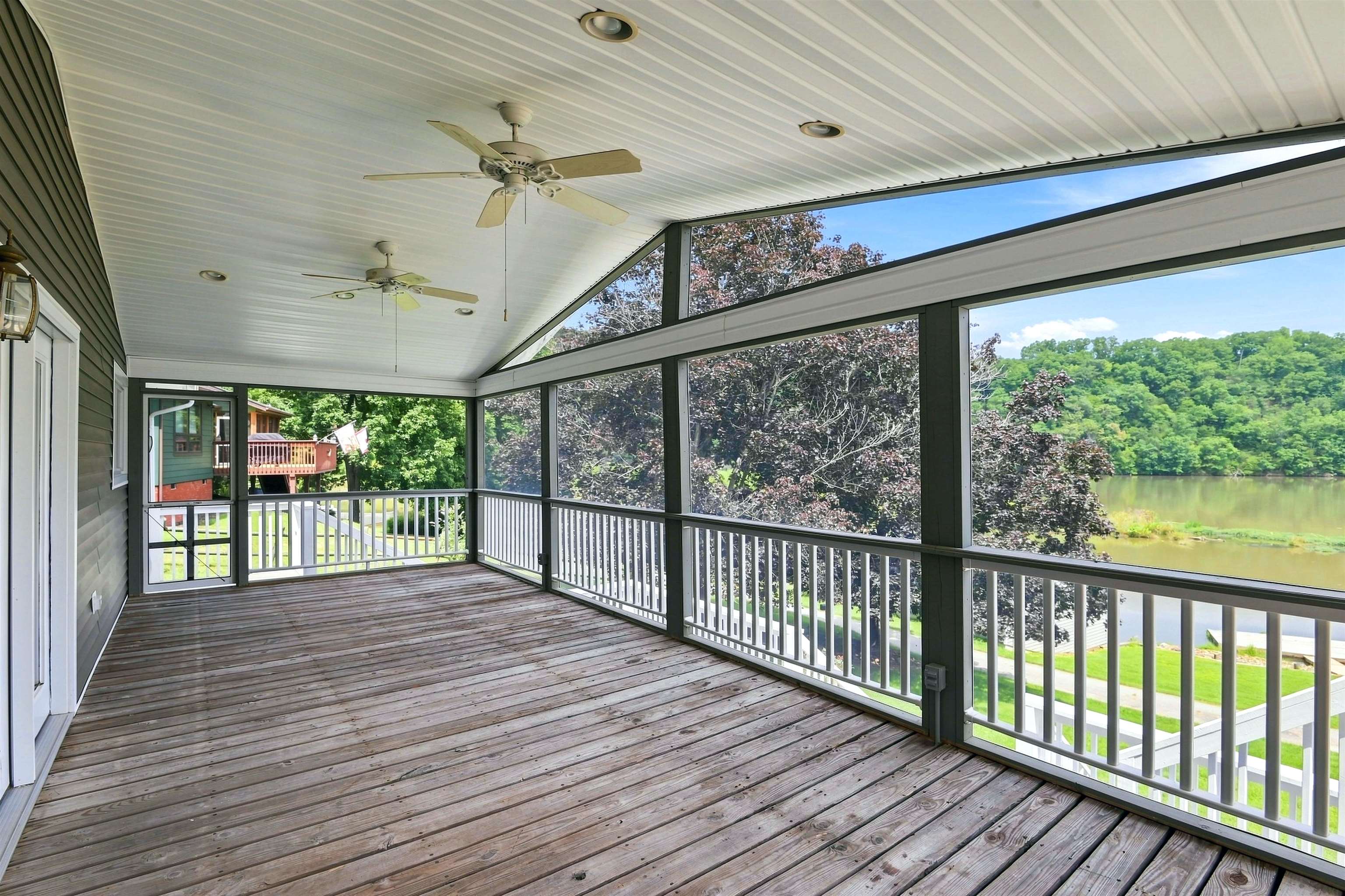 2967 Blackberry Lane Hiwassee VA 24347