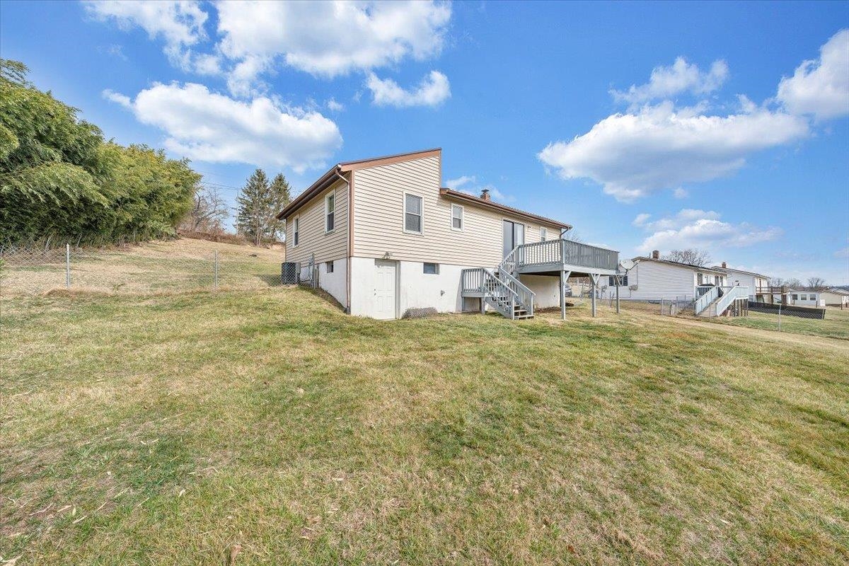 423 Danner Road Max Meadows VA 24360