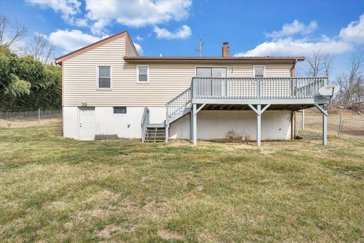 423 Danner Road Max Meadows VA 24360