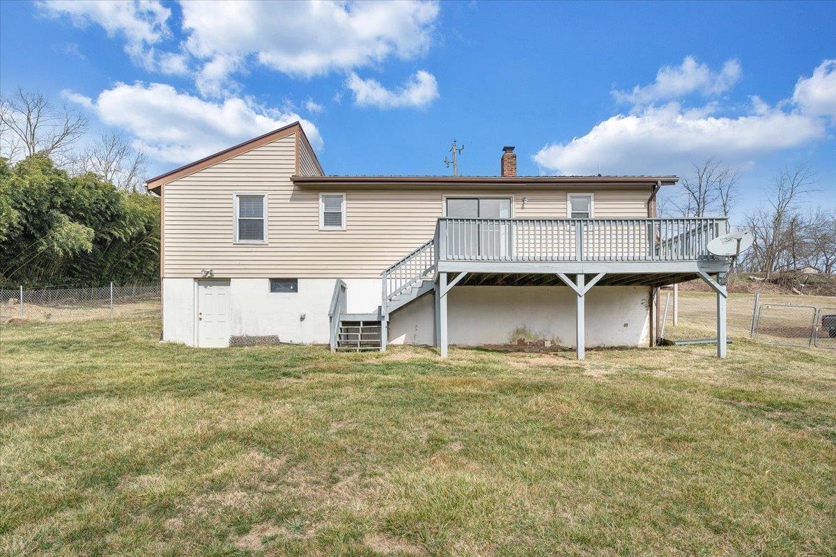 423 Danner Road Max Meadows VA 24360