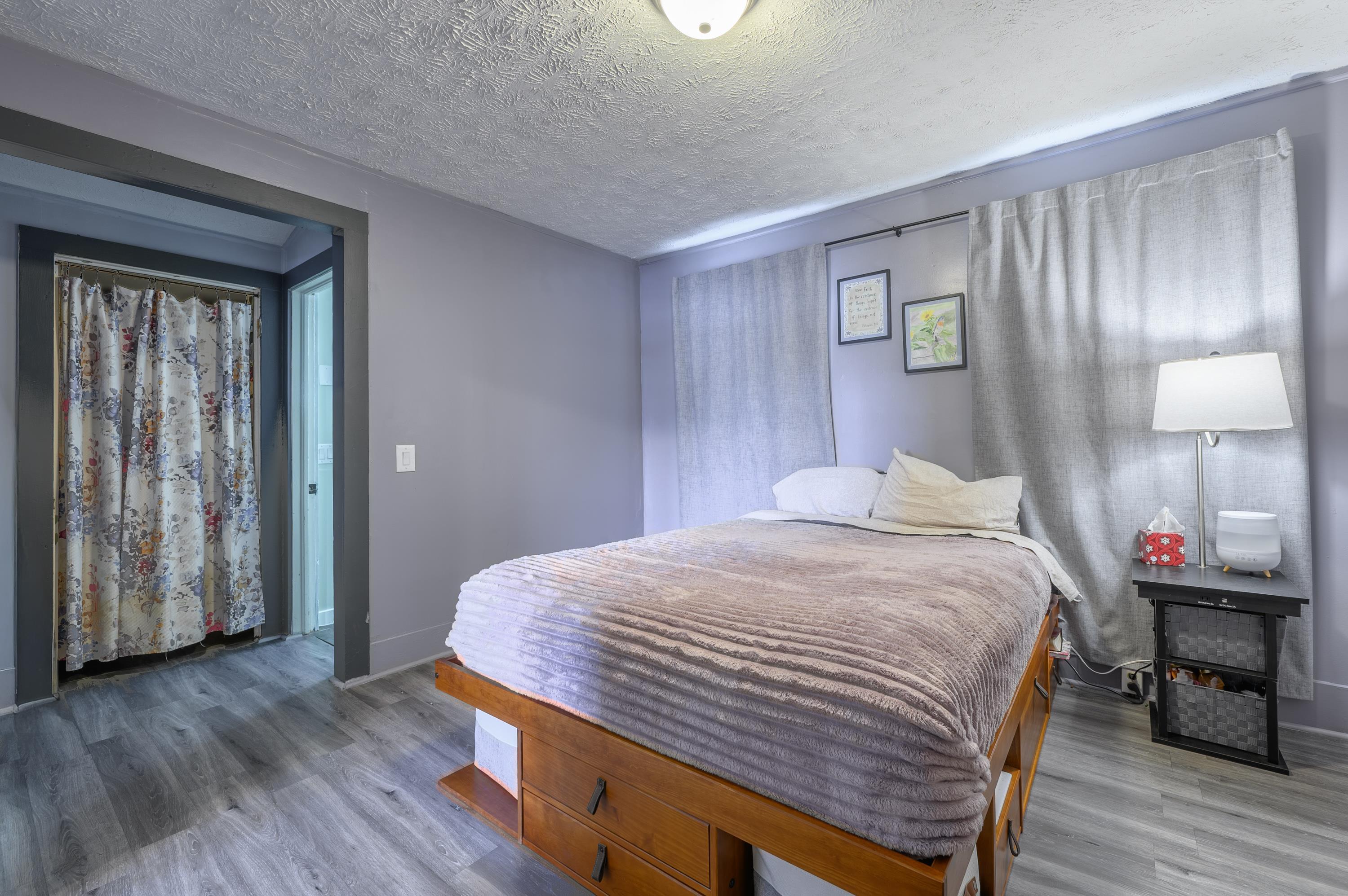 116 C Street Austinville VA 24312