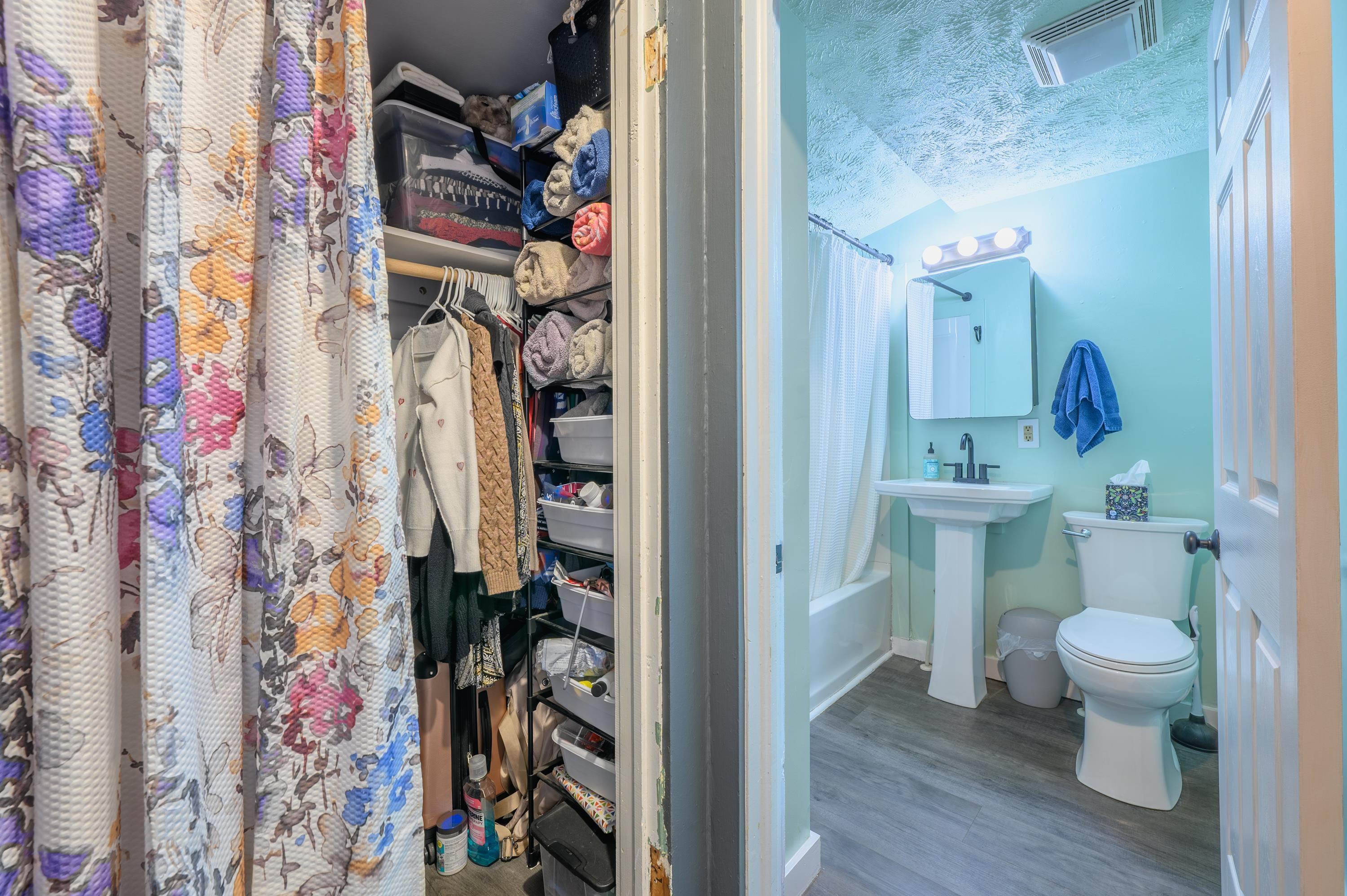 116 C Street Austinville VA 24312