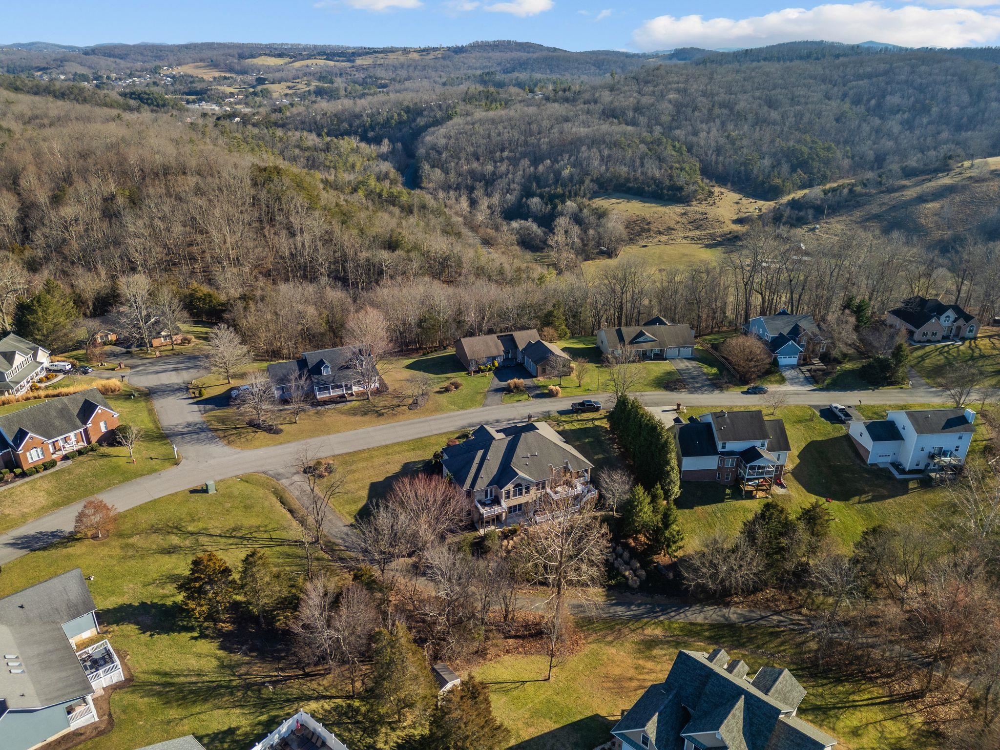 404 Vista Ridge Radford VA 24141