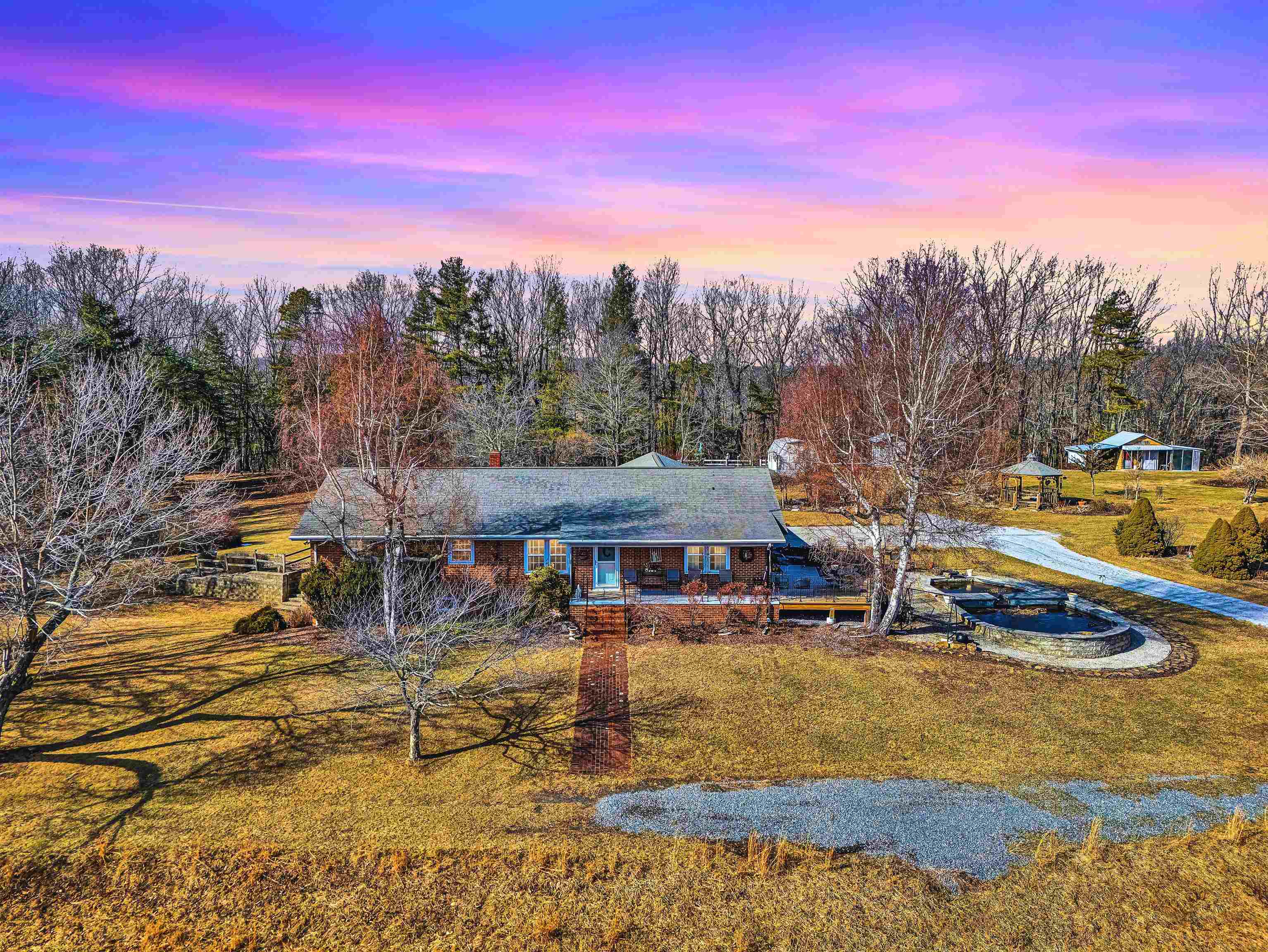 20061 Cumberland Gap Road New Castle VA 24127