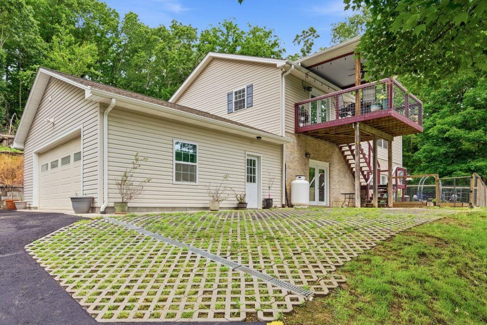 2601 Chaucer Lane Riner VA 24149