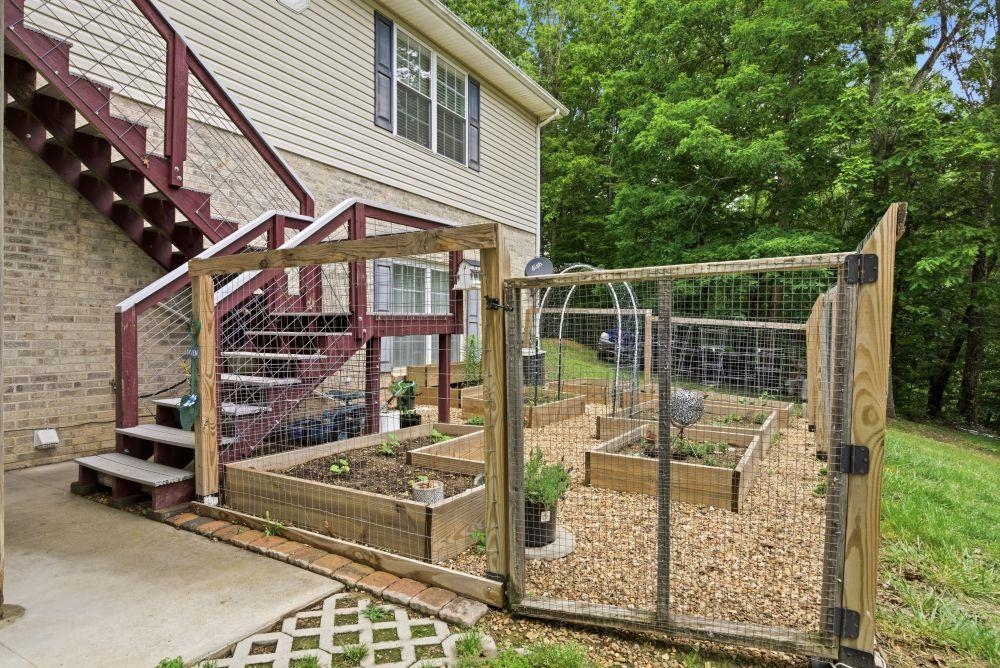 2601 Chaucer Lane Riner VA 24149