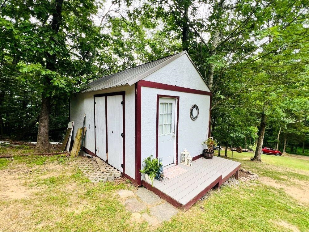 2601 Chaucer Lane Riner VA 24149
