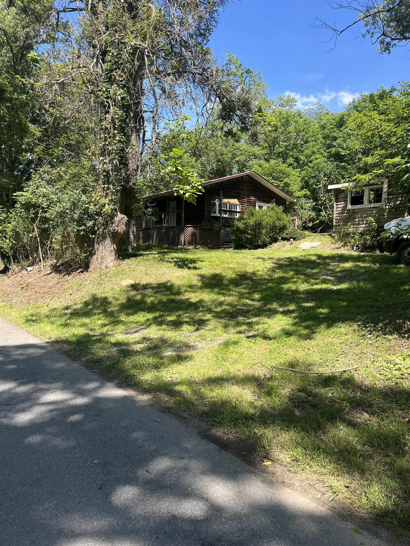 5396 Graysontown Road Radford VA 24141