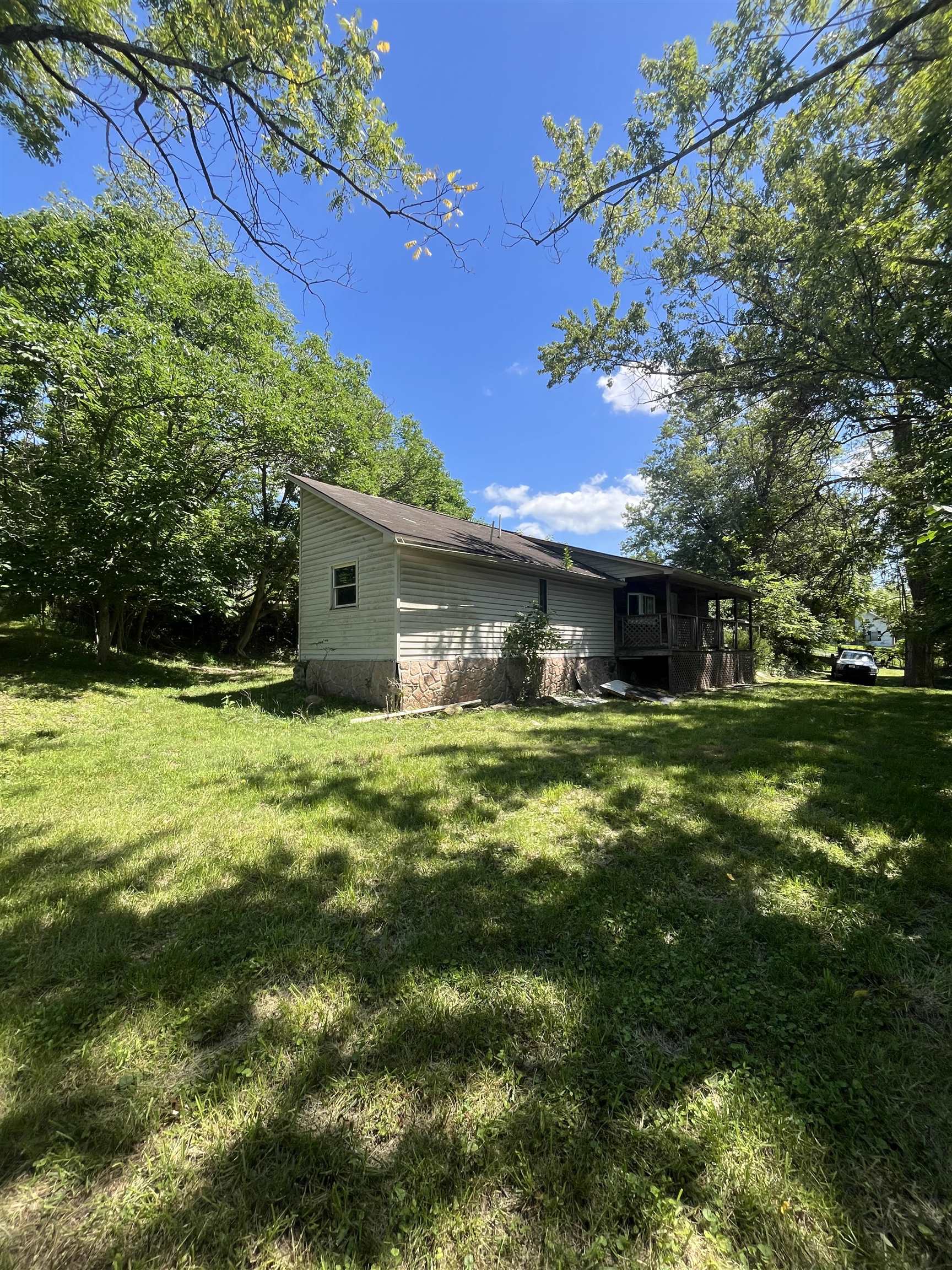 5396 Graysontown Road Radford VA 24141