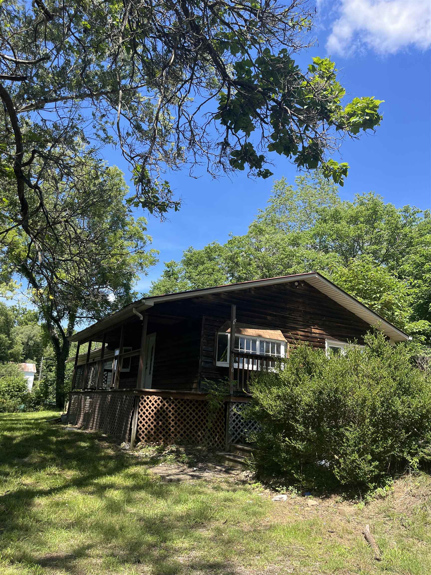 5396 Graysontown Road Radford VA 24141