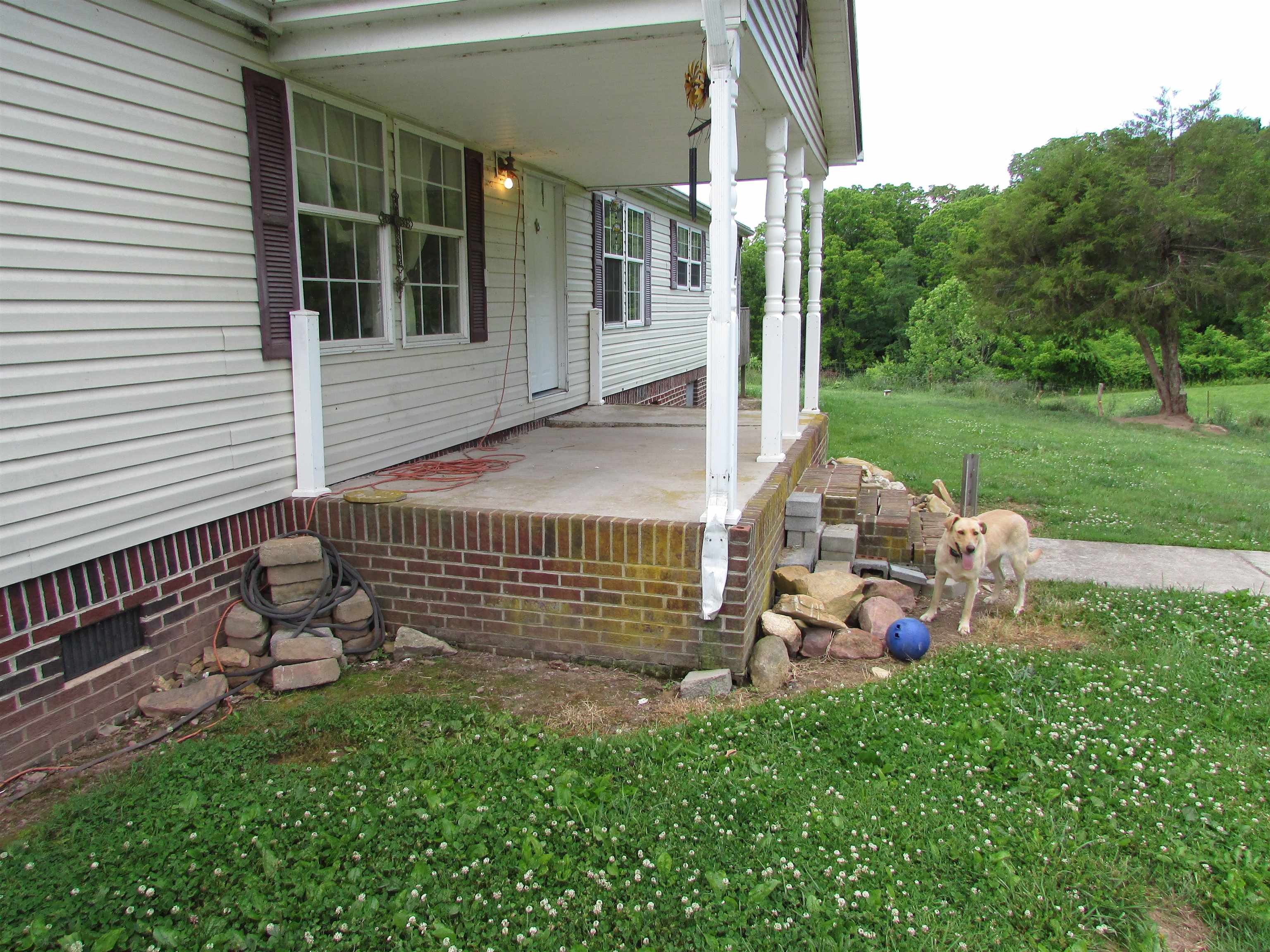 3206 Major Grahams Road Max Meadows VA 24360