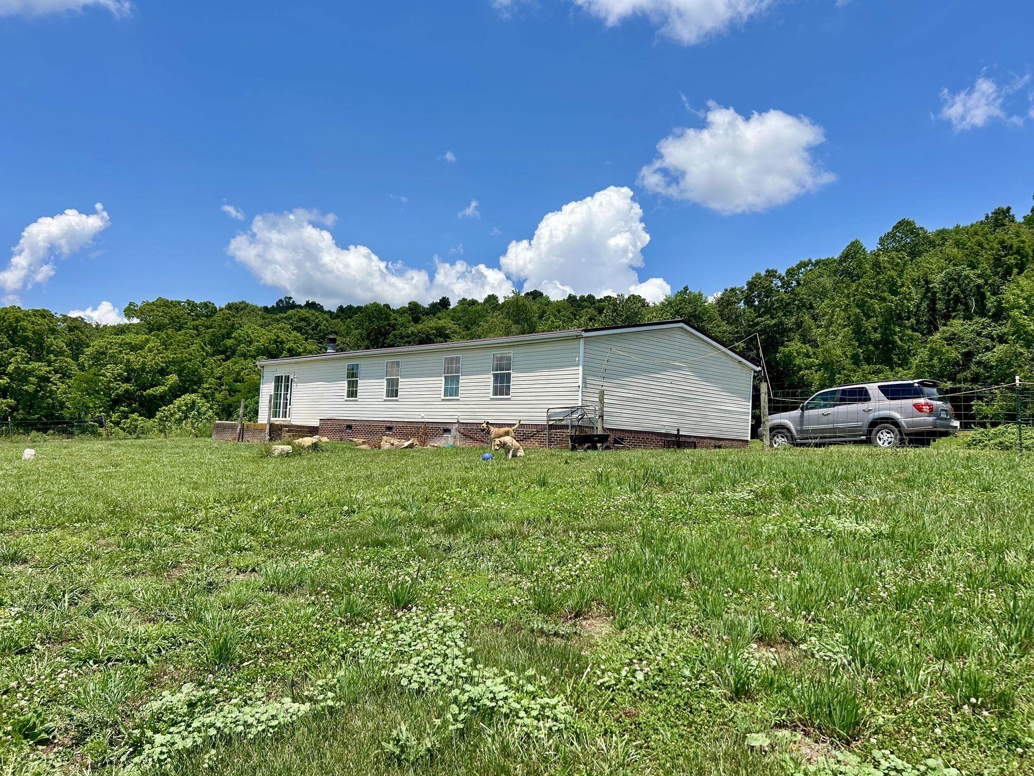 3206 Major Grahams Road Max Meadows VA 24360
