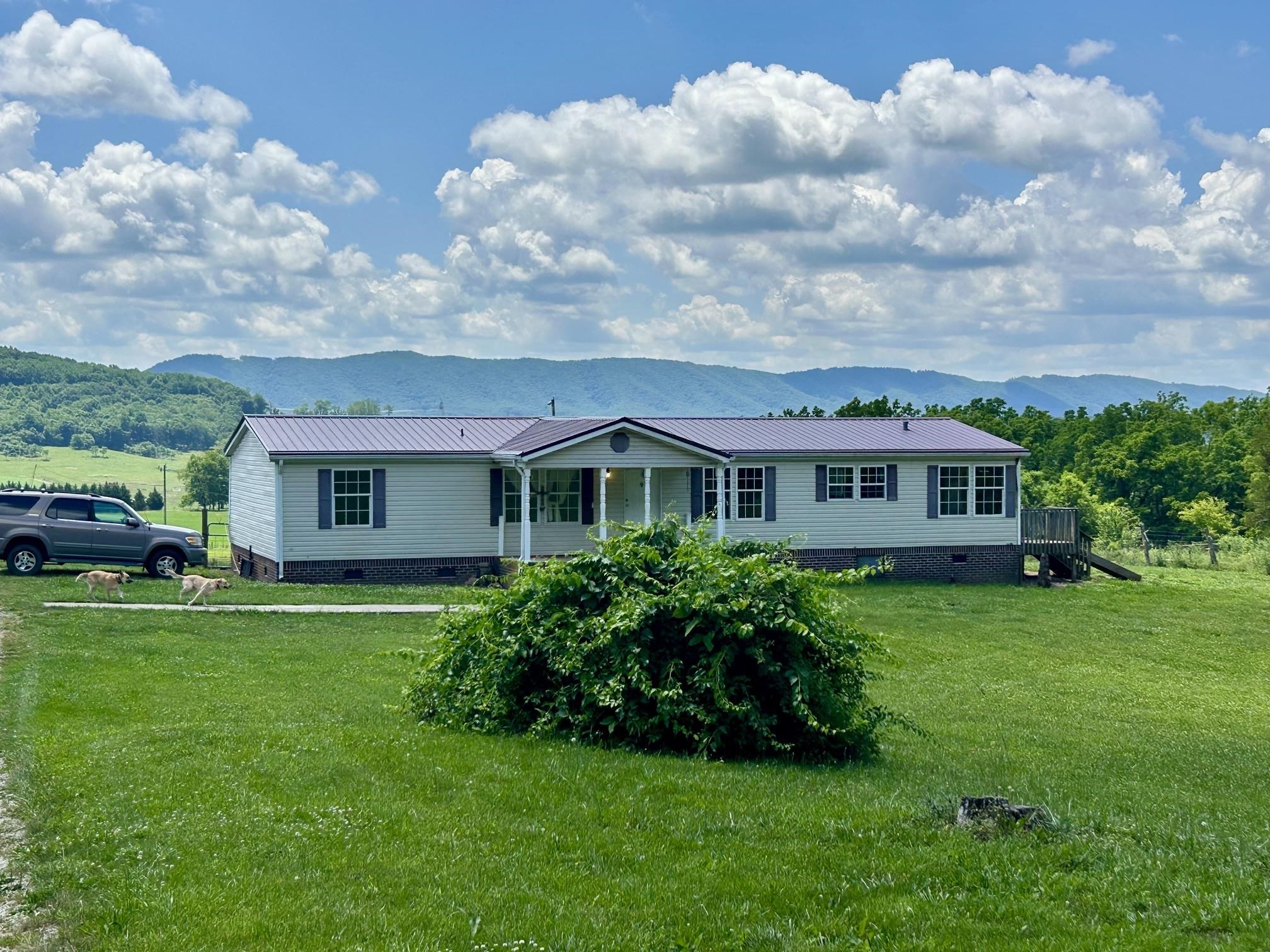 3206 Major Grahams Road Max Meadows VA 24360