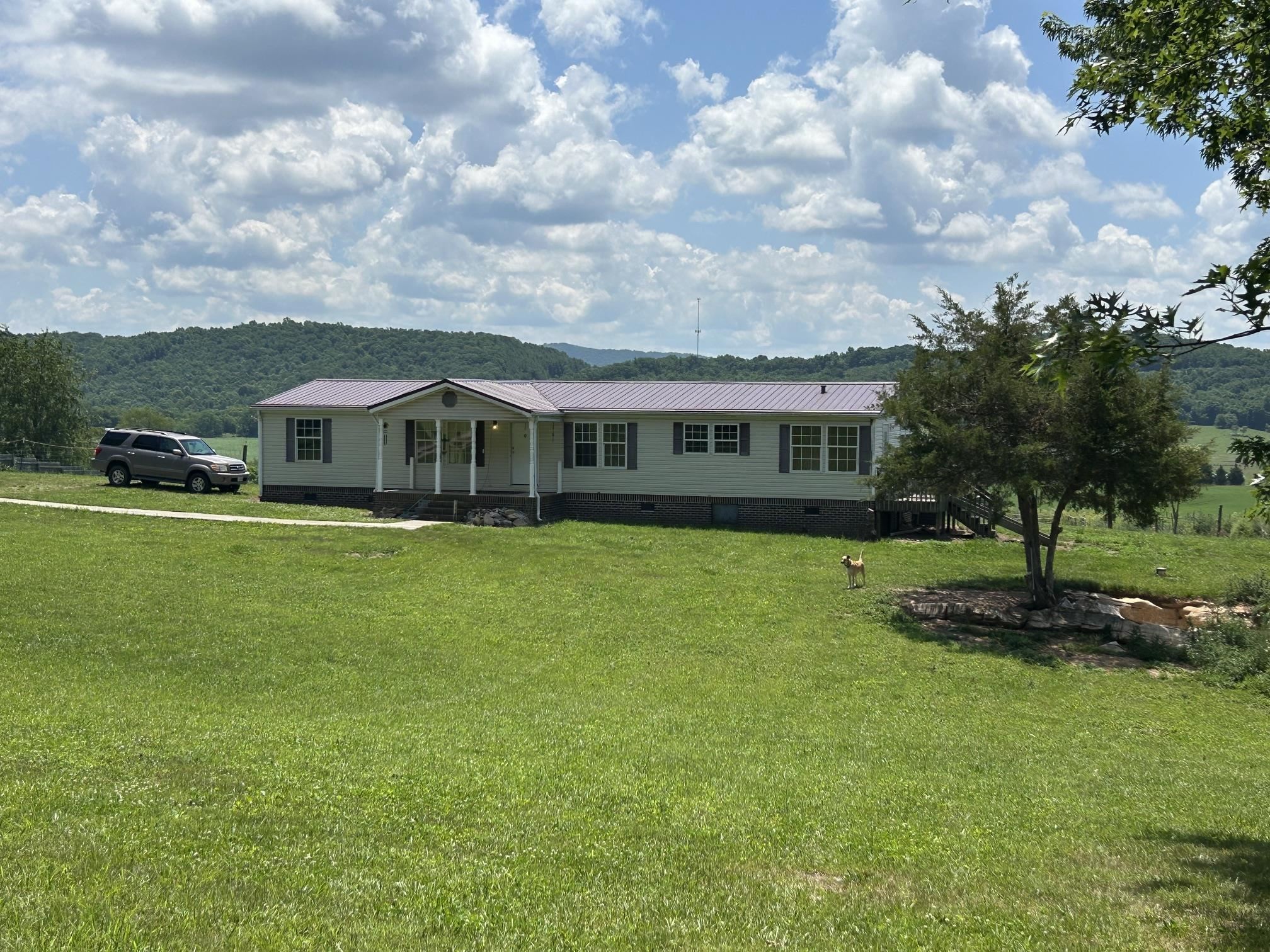 3206 Major Grahams Road Max Meadows VA 24360