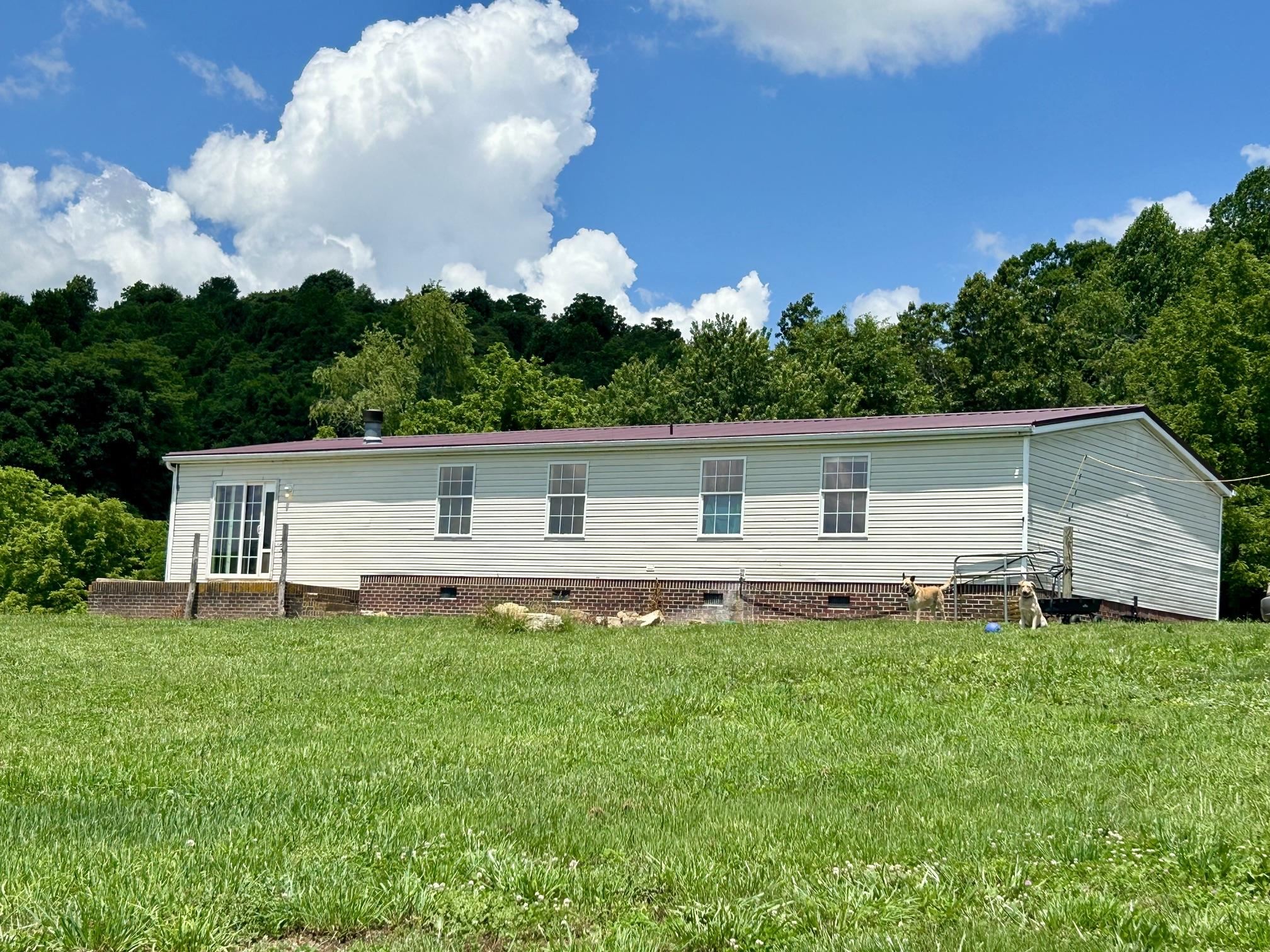3206 Major Grahams Road Max Meadows VA 24360