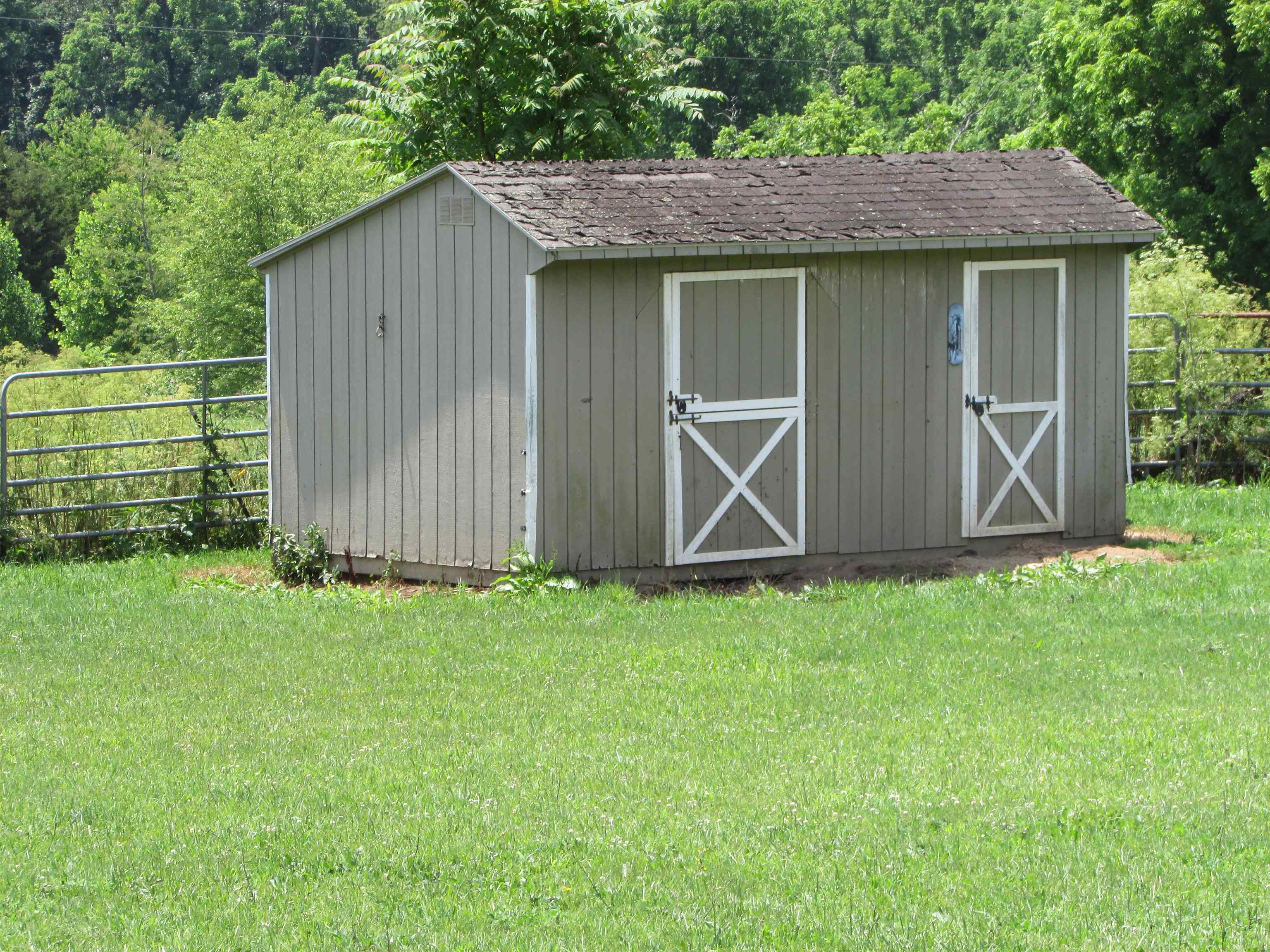 3206 Major Grahams Road Max Meadows VA 24360